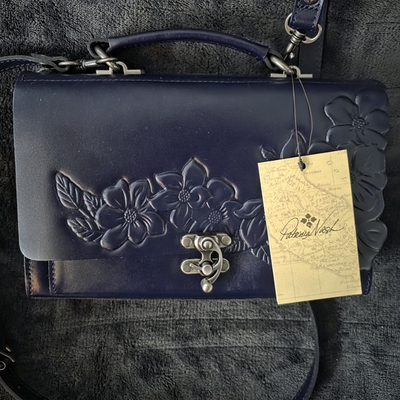 Patricia Nash Handbags - LEATHER PATRICIA NASH Elegant Navy Blue Floral Embossed Handbag NWT NO CALLOUTS